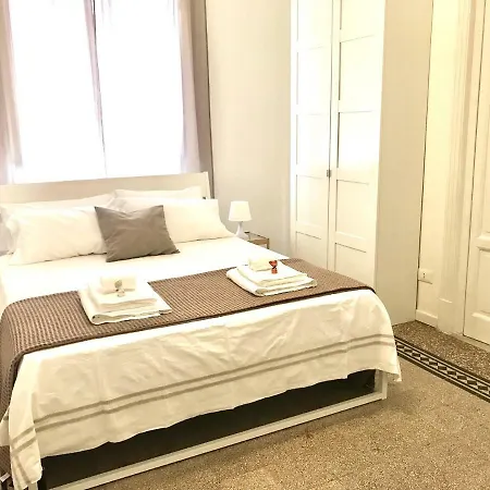 Suitecentro Bed & Breakfast *